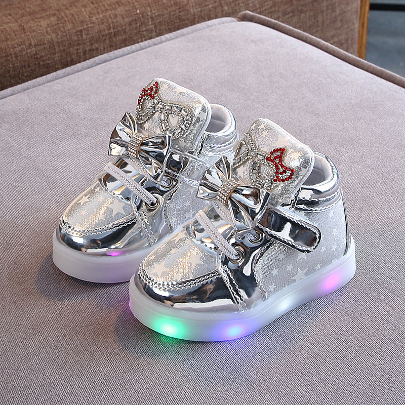 Children's shoes with star sequins